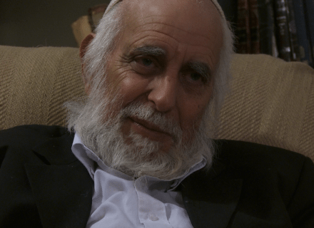 Rabbi-Menachem-Froman-at-home-Tekoa